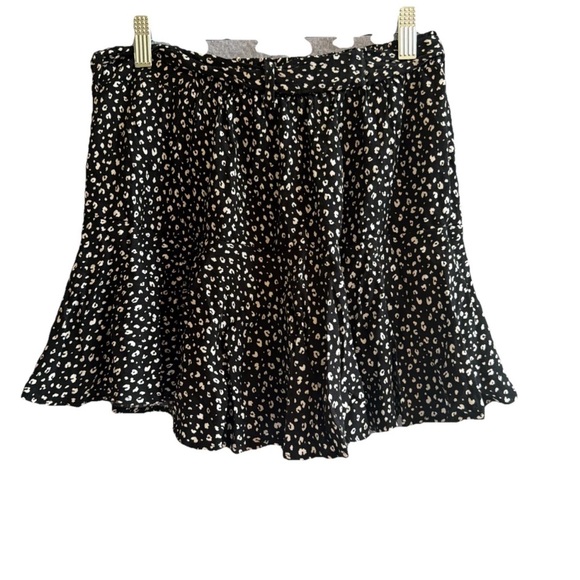 URBAN Romantics Black and White Splash Polka Dot Mini A-Line Flare Skort size XS - Picture 2 of 8